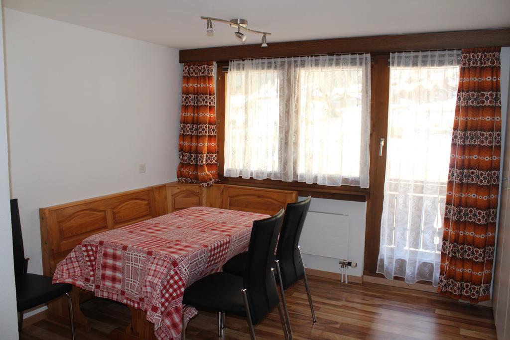 Ferienwohnung Silberdistel Saas-Grund Zimmer foto